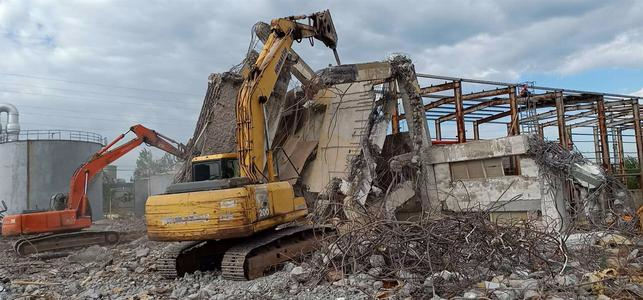 工(gōng)廠(chǎng)拆除回收